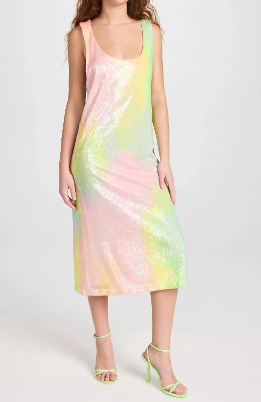 Women's Holiday Outfit Limited - Edition Drops Lisa Midi Dress In Show