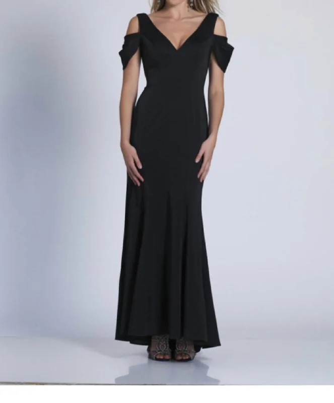 Women's Clothing Sets Feminine Elegance Classic Black Gown