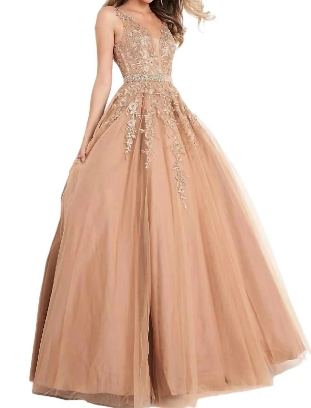 Women's Comfortable Lounge Garments Alluring Design A-Line Ball Gown With Intricate Embroidery In Gold