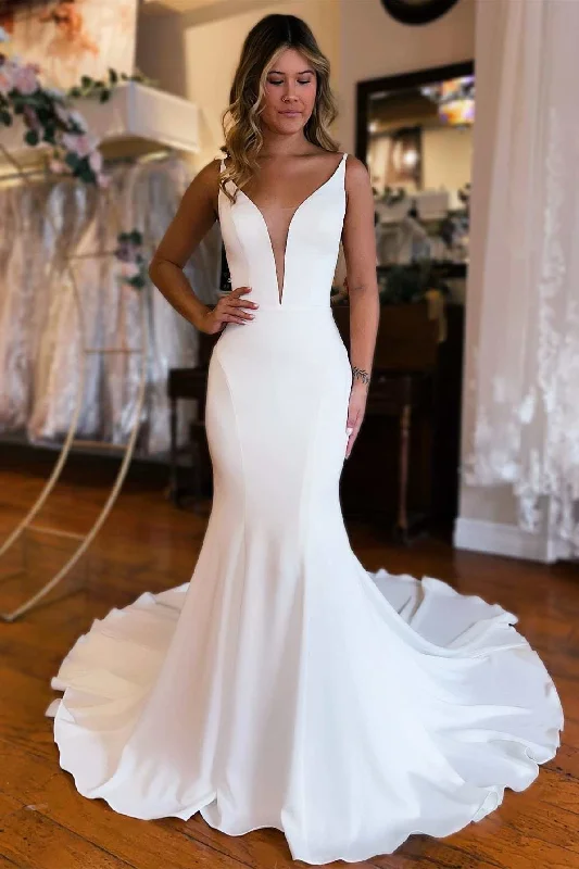 Women's Holiday Attire End - of - Month Blowout White Plunge V Backless Mermaid Long Wedding Dress