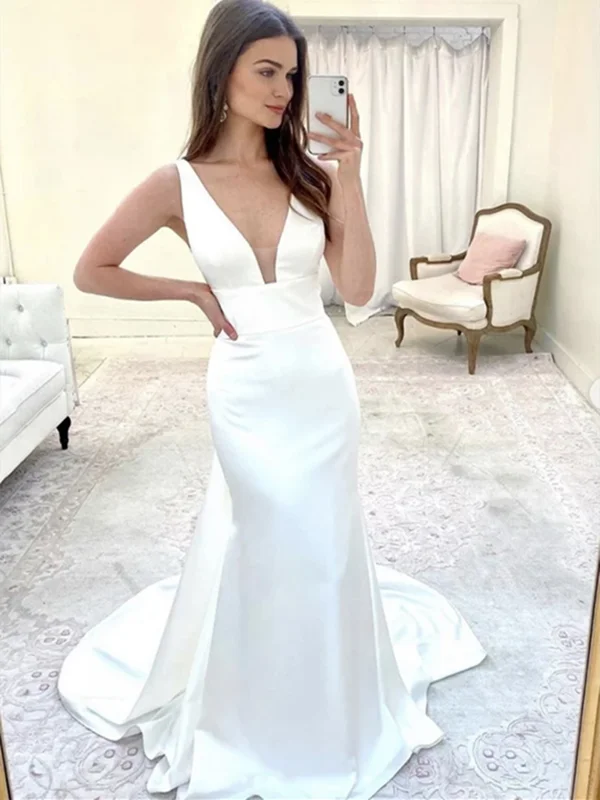 Women's High-Fashion Clothes Flowy Fabric Simple Popular Design Wedding Dresses, V-neck Mermaid Satin Wedding Dresses