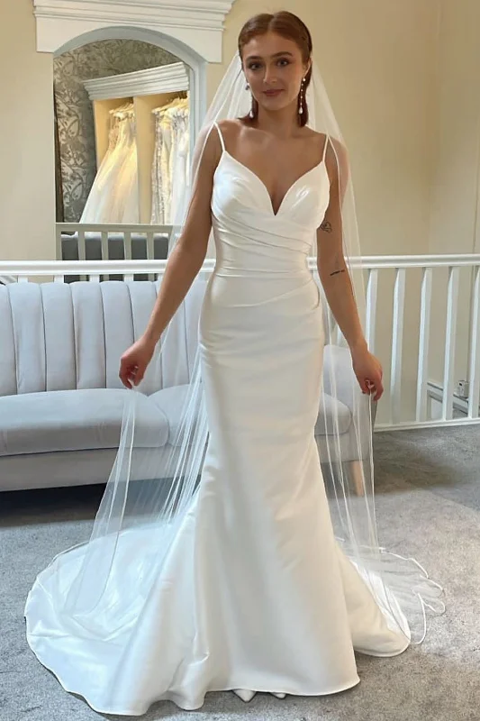 Women's Sporty Clothes Urban Sophistication Ivory Spaghetti Strap Backless Trumpet Long Wedding Dress